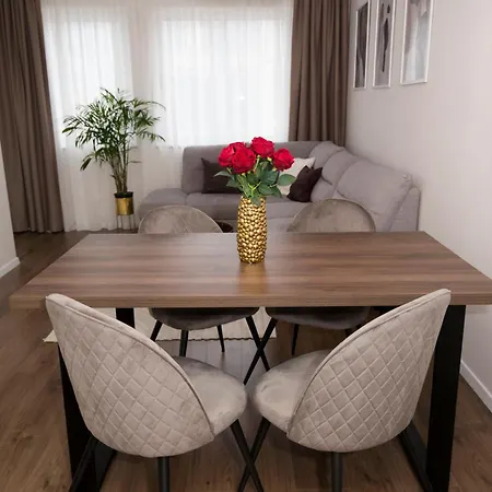 Cosy Near Centar And Sea- Marina,